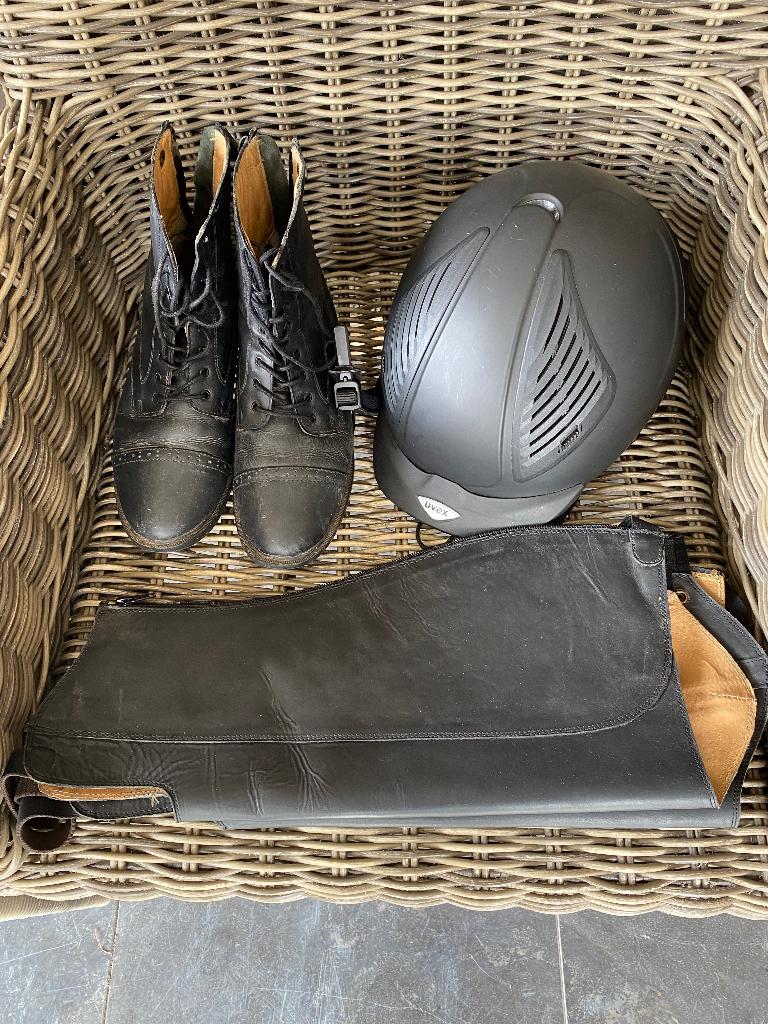 Cap en chaps, Gebruikt, Dames, Ophalen of Verzenden, Recreatie