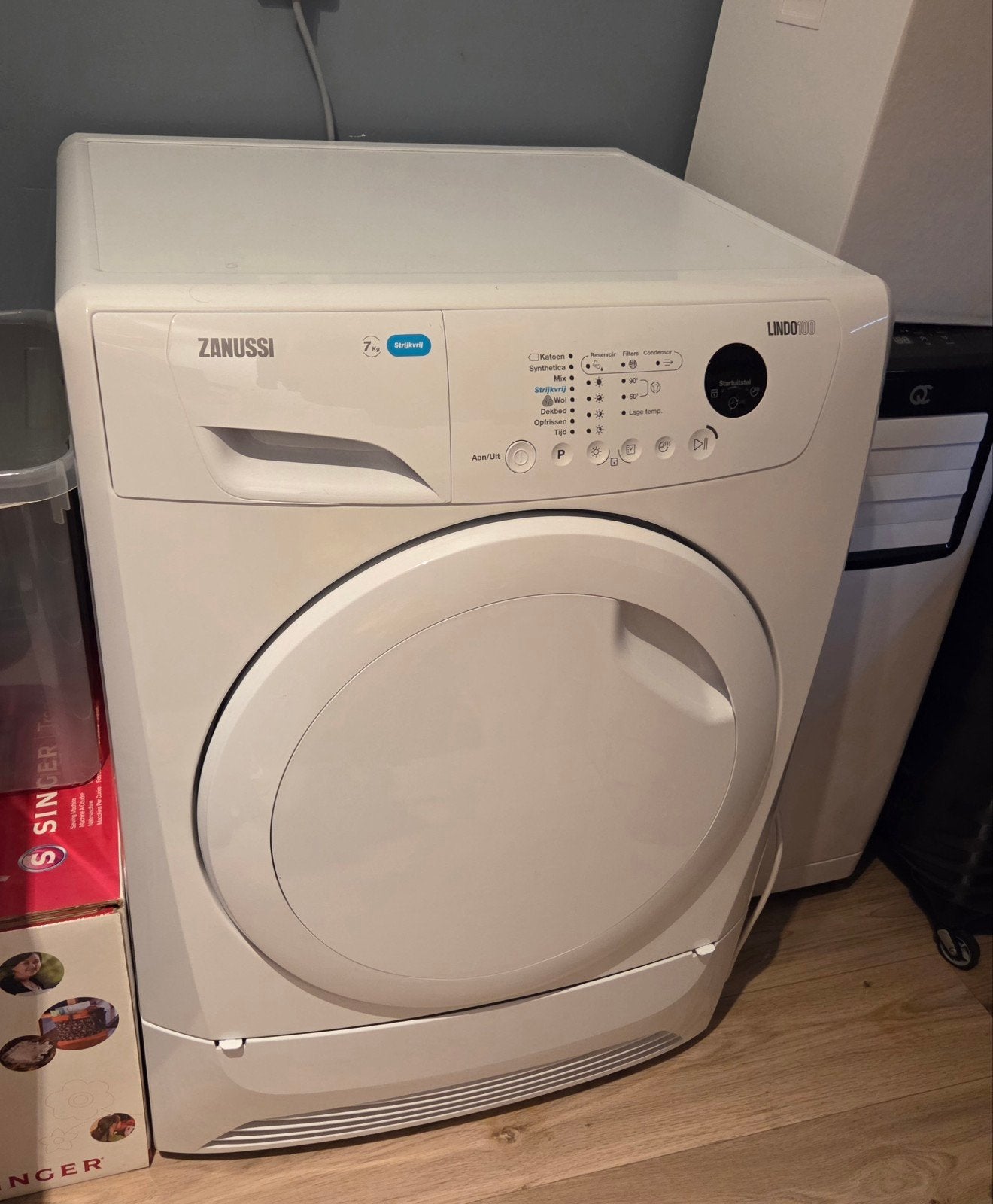 Zanussi Lindo condensdroger, Ophalen, 6 tot 8 kg, Zo goed als nieuw, 85 tot 90 cm