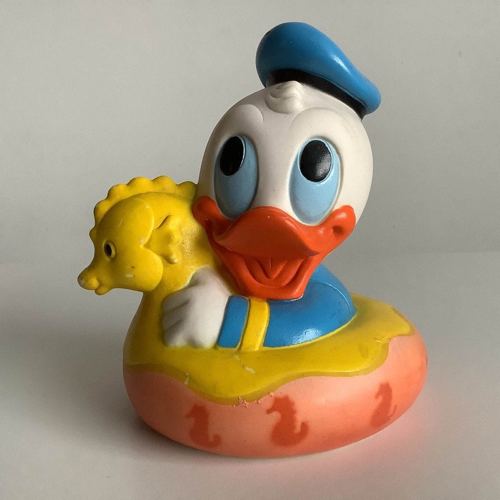 Vintage Disney Donald Duck badspeeltje 1984, Ophalen of Verzenden, Donald Duck, Gebruikt, Beeldje of Figuurtje