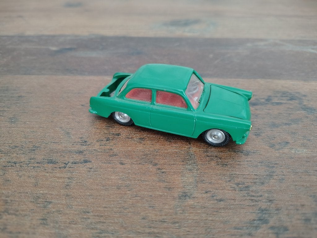 Volkswagen 1500/ 1:46 / Gama / 9490, Hobby en Vrije tijd, Modelauto's | 1:43, Verzenden, Gebruikt, Auto, Overige merken
