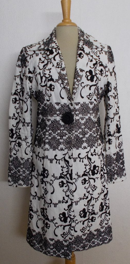 Prachtige sier jas met borduursels van Sophia Pigozzi! S/38, Kleding | Dames, Zo goed als nieuw, Jasje, Maat 36 (S), Meerkleurig