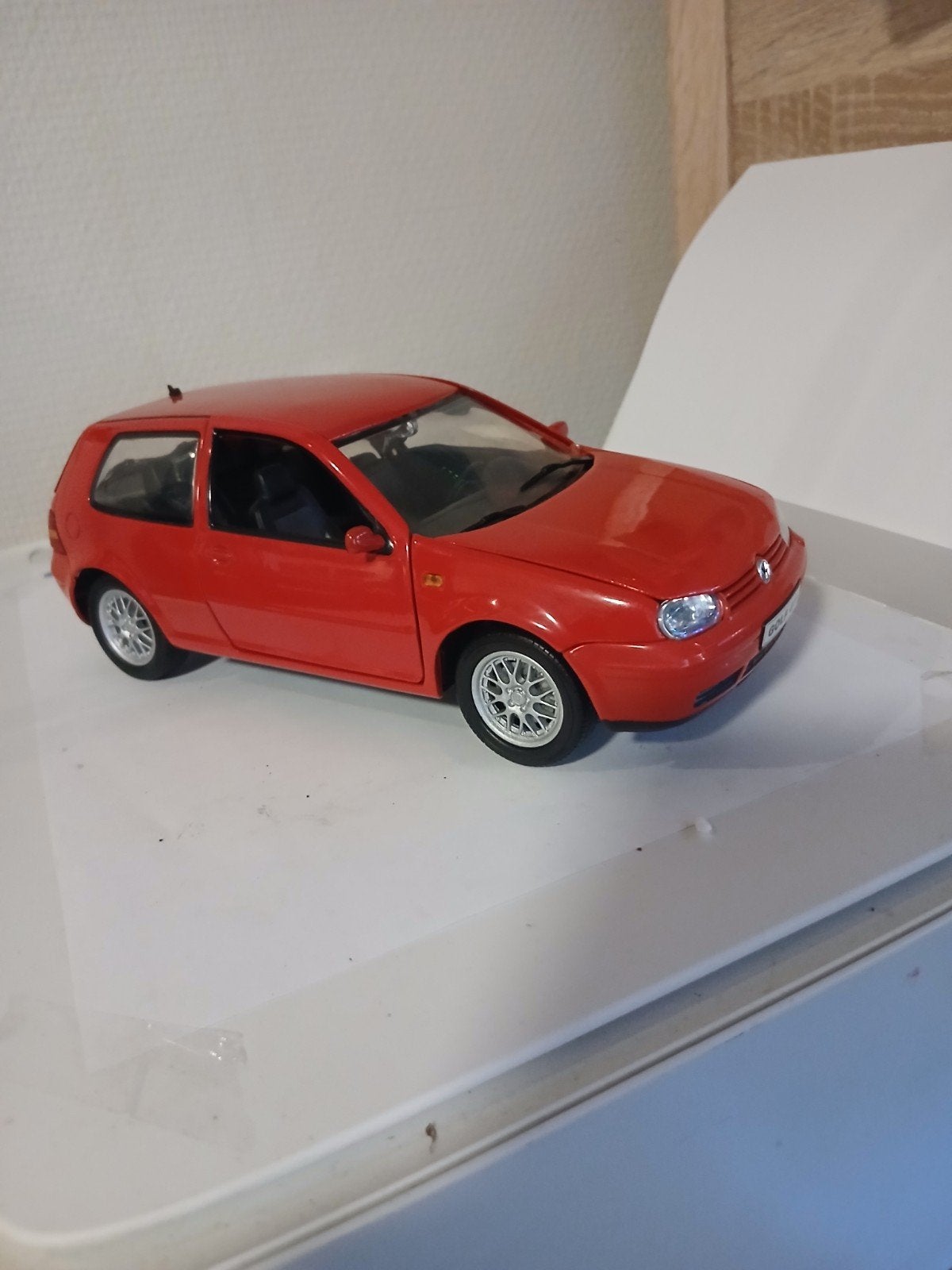 Volkswagen Golf GTI modelauto 1:18, Ophalen of Verzenden, Gebruikt, Auto, Revell