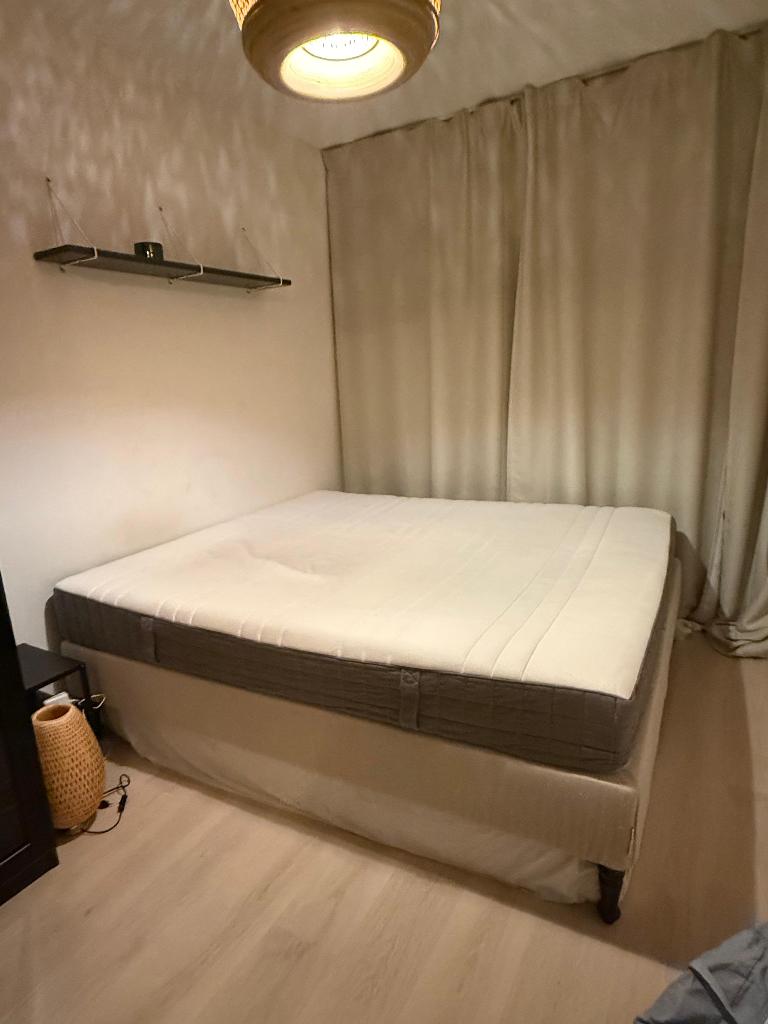 [INBOEDEL TE KOOP] IKEA Boxspring 180x200 cm (incl. matras), Ophalen, Gebruikt, Beige, Tweepersoons