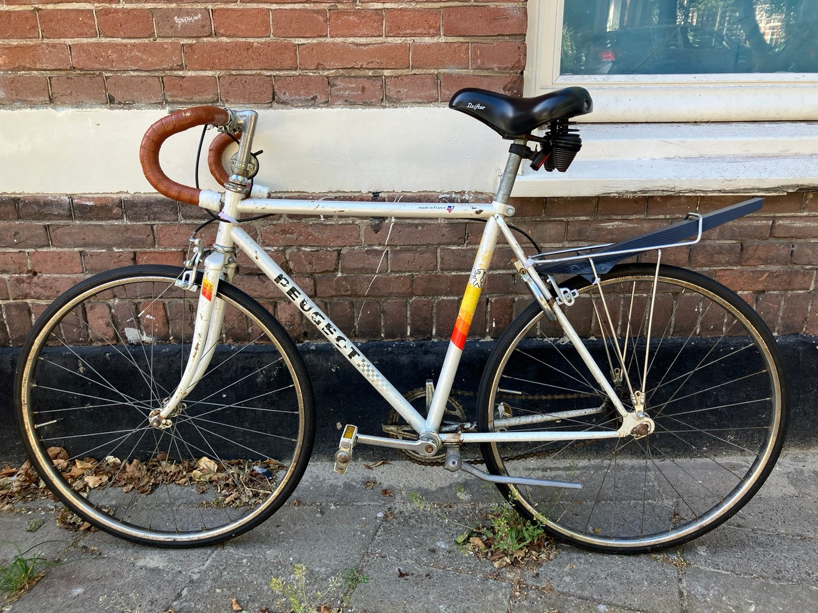 Vintage Peugeot fiets, Ophalen