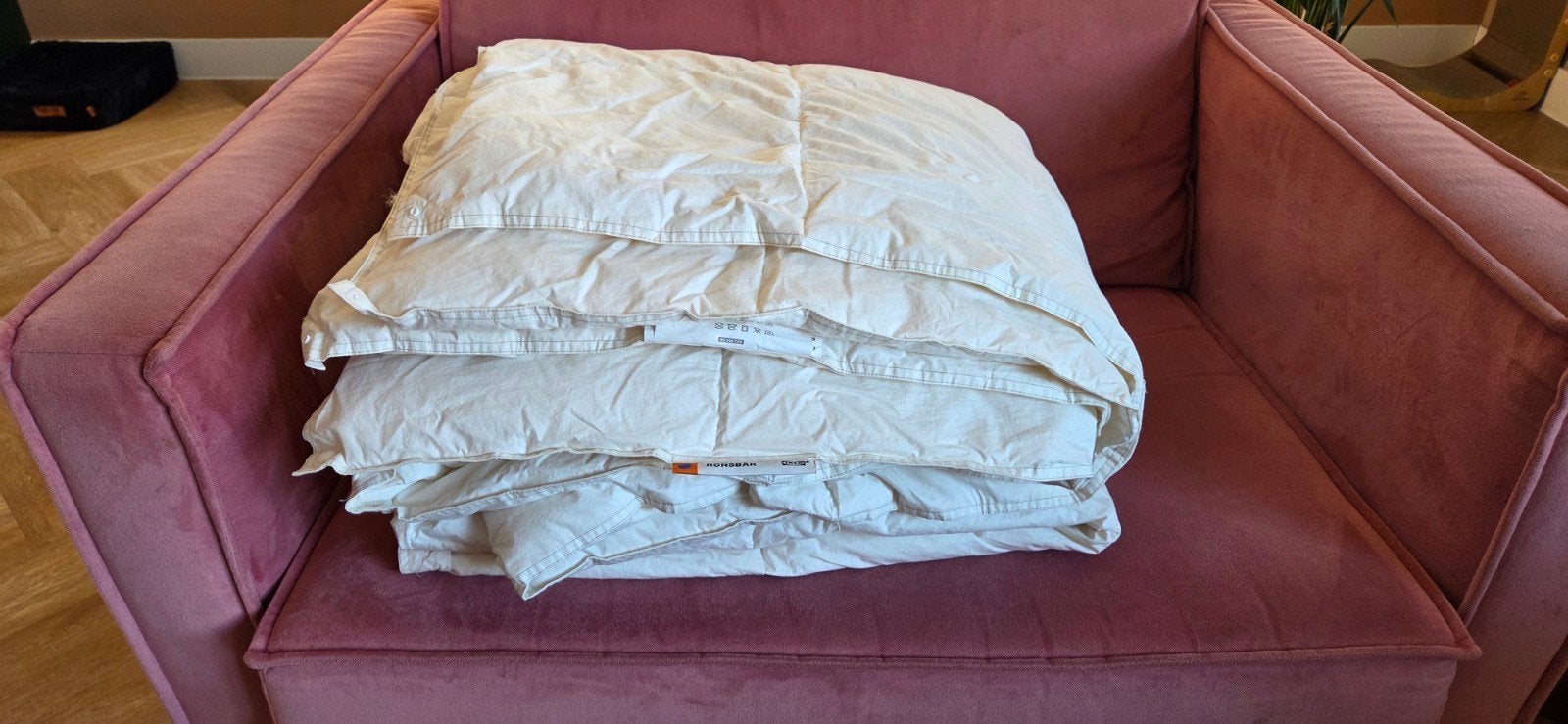 IKEA HÖNSBÄR 4-seizoenendekbed 240x200 + ESSENZA overtrek, Ophalen, Gebruikt, Overige
