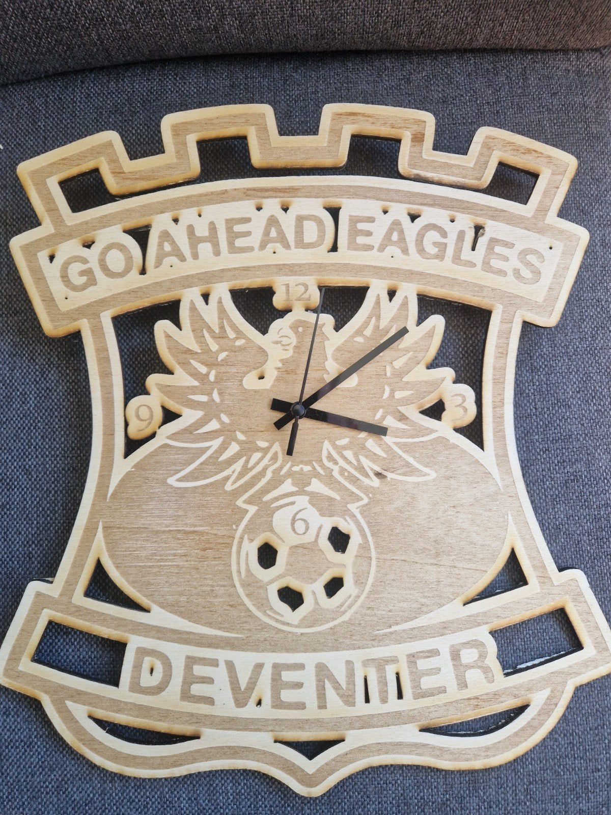 Nieuwe Go Ahead Eagles klok - lokaal gelaserd, Ophalen of Verzenden, Nieuw