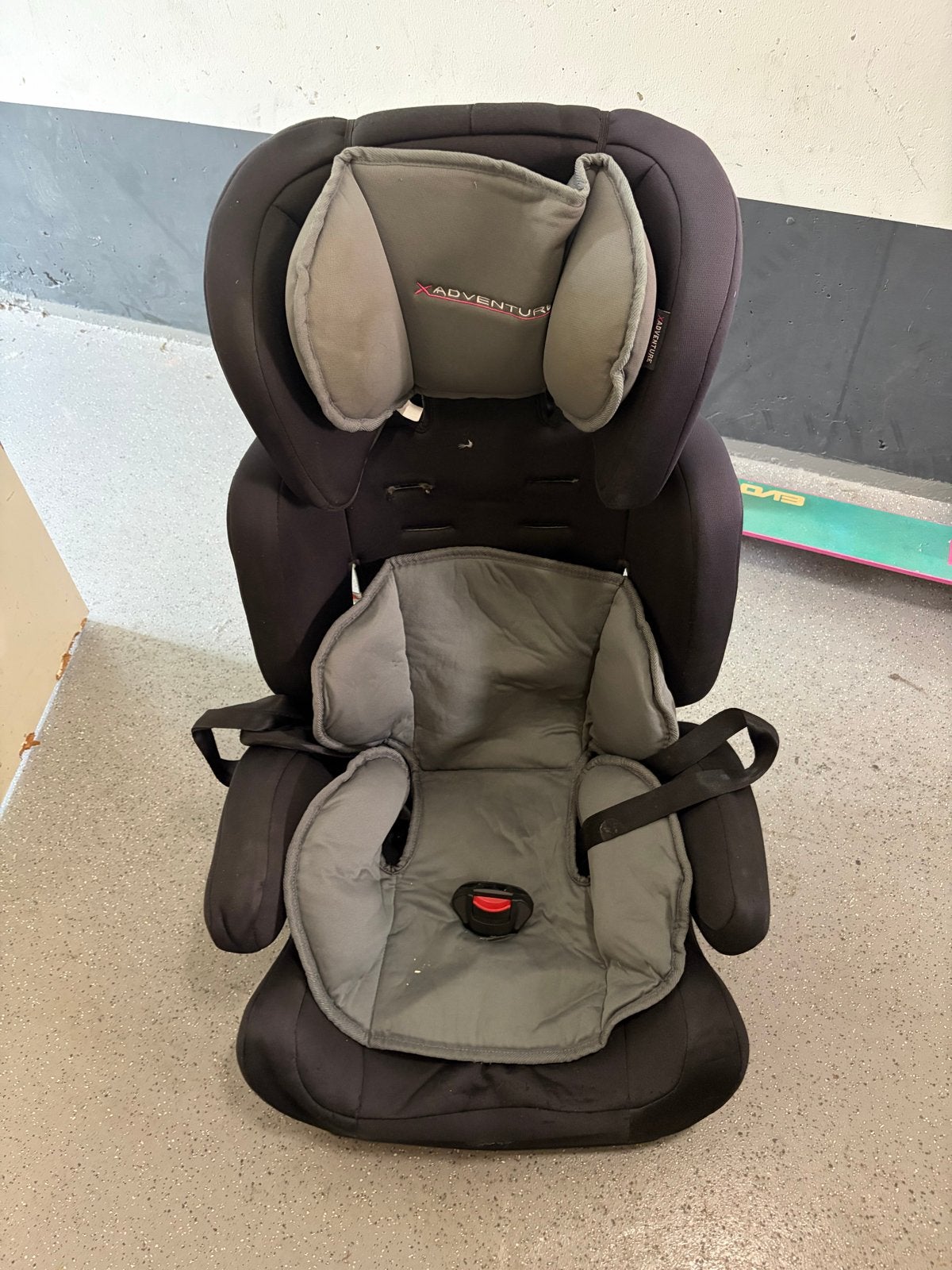 X-Adventure autostoel met zitverkleiner, Overige merken, 9 t/m 36 kg, Gebruikt, Autogordel