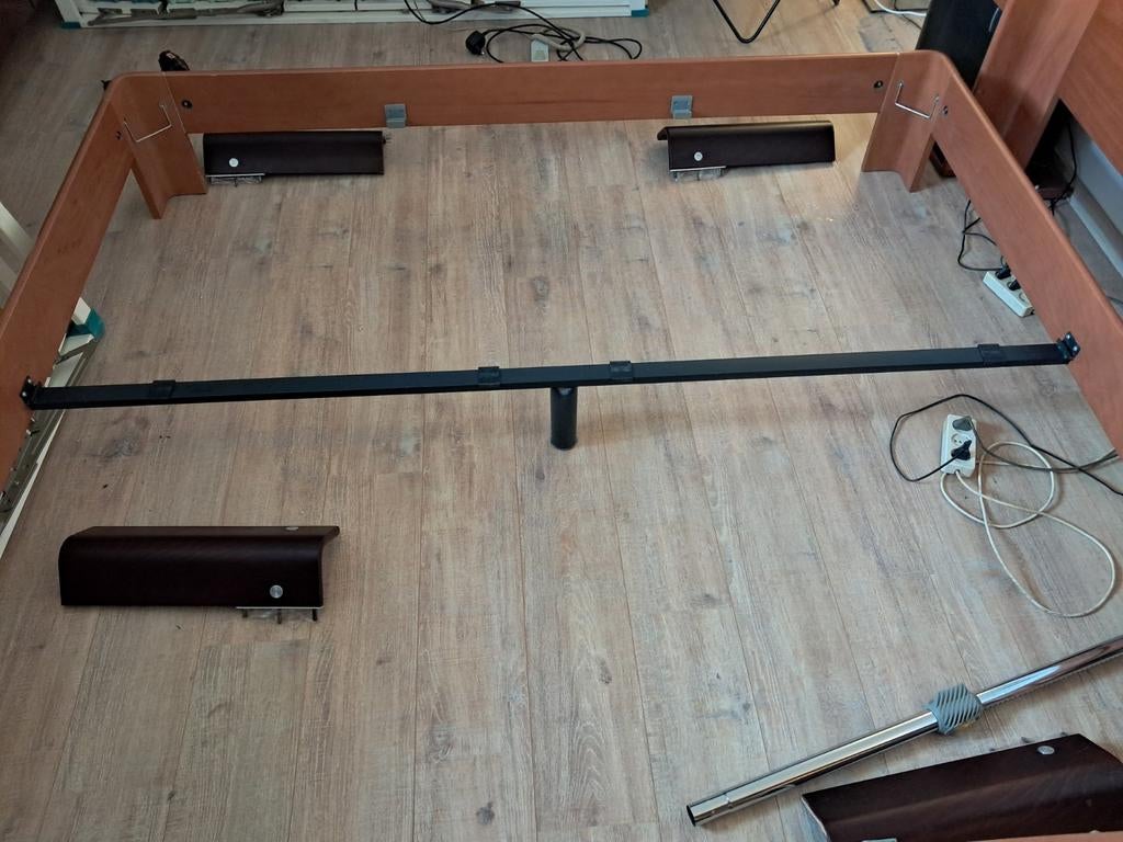 Auping 2000 middensteun plus poten, kersen, Ophalen, Gebruikt, Tweepersoons, 200 cm