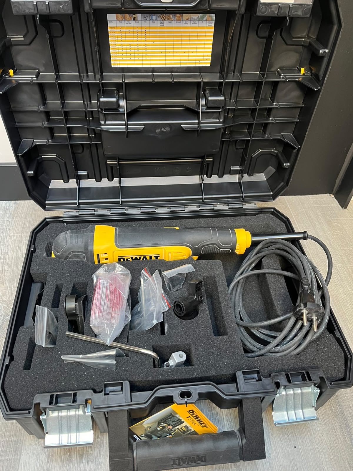 DeWalt DWE315KT multitool compleet, Ophalen of Verzenden, Zo goed als nieuw