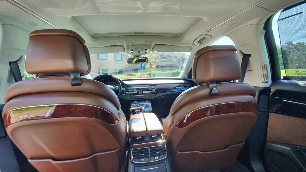 Audi 2013 Grijs, Auto's, Audi, Particulier, A8, Benzine, Sedan, Geïmporteerd, Zilver of Grijs, Ophalen