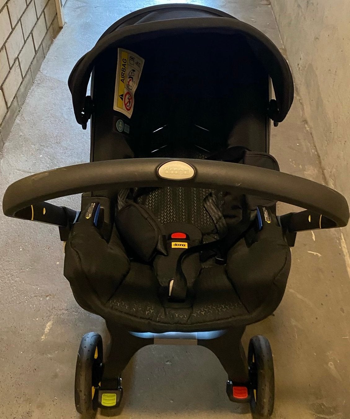Doona autostoel en kinderwagen in één, Kinderen en Baby's, Overige merken, Gebruikt, Ophalen of Verzenden, Combiwagen