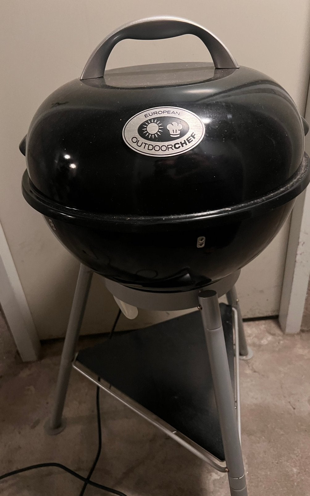 Elektrische kogelbarbecue Outdoorchef, Ophalen of Verzenden, Zo goed als nieuw