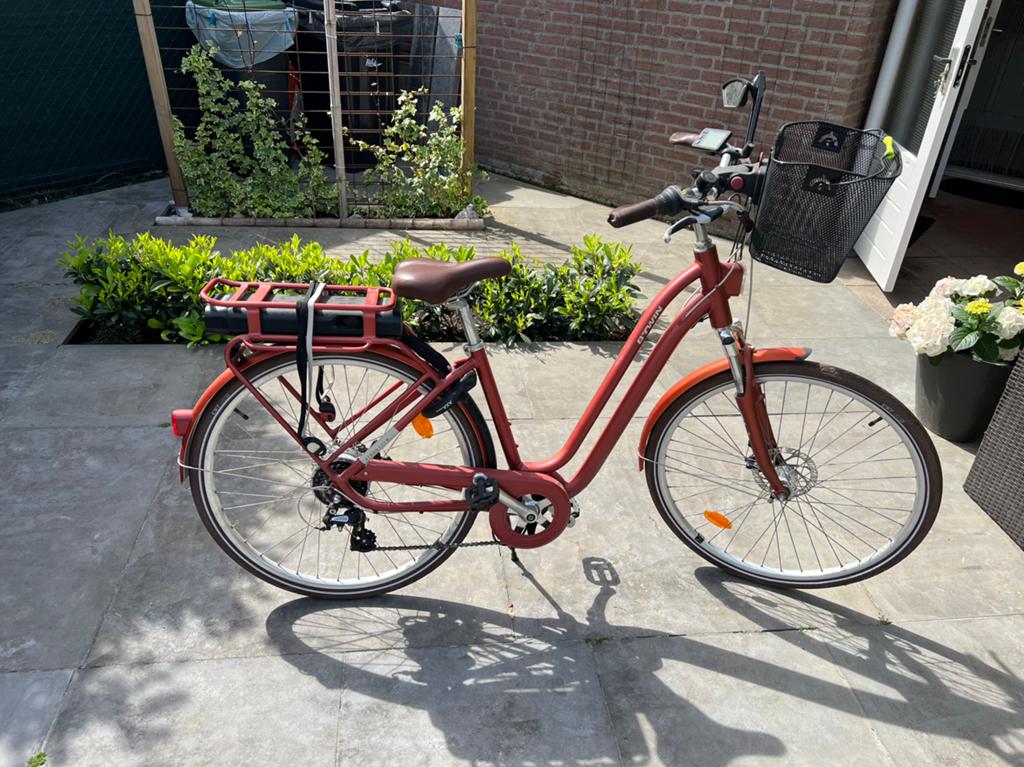 Elektrische damesfiets. BT WIN Decathlon., Versnellingen, Zo goed als nieuw, Minder dan 47 cm, Schijfrem