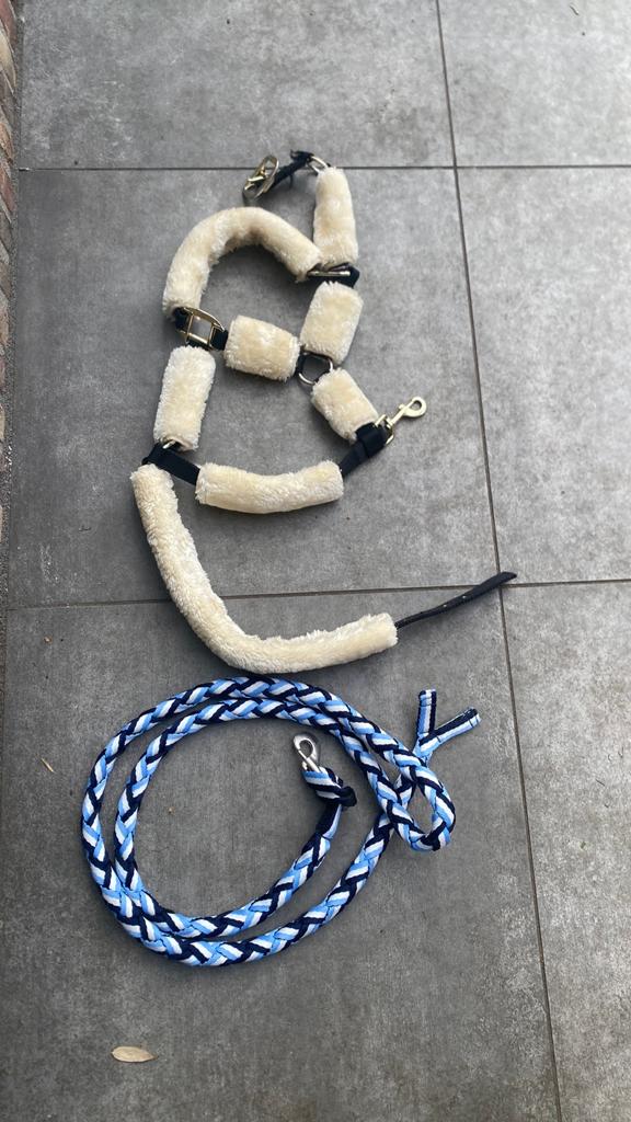 Halster cob van nep bont met halstertouw, Ophalen of Verzenden, Zo goed als nieuw, Overige soorten