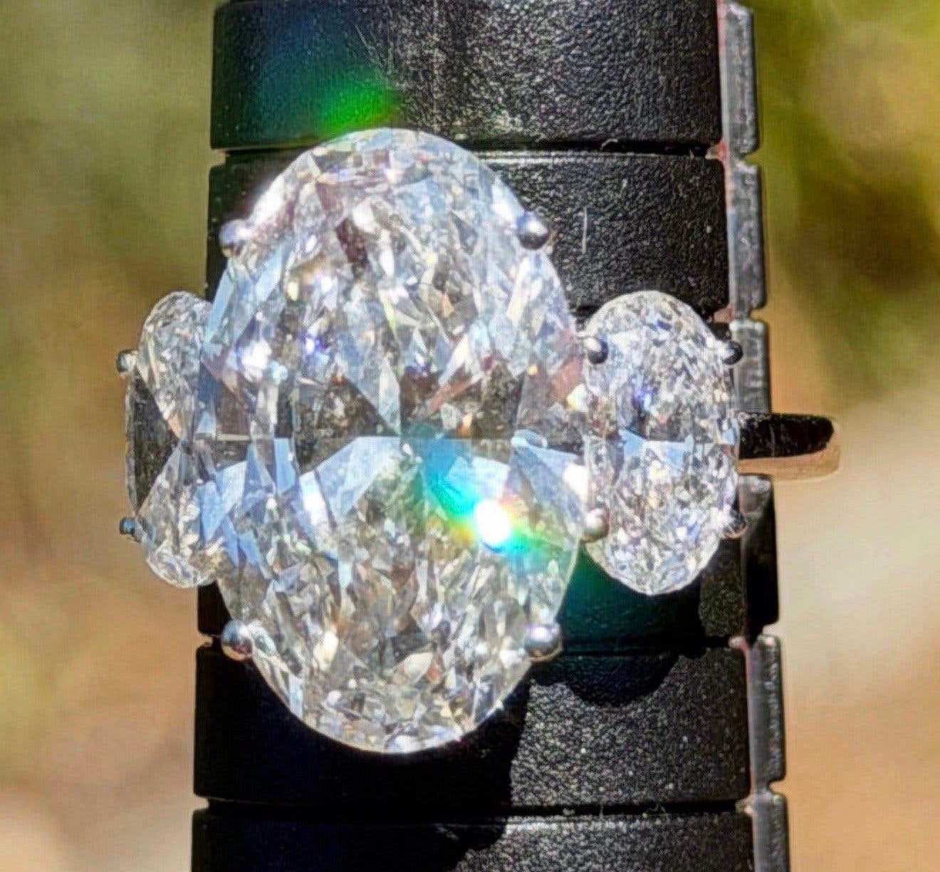 Witgouden ring met VS1 diamant van 9.05ct! retail €17500!, Ophalen, Nieuw, 17 tot 18, Met edelsteen