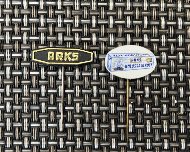Verzameling van Arks Kolossaalkoek speldjes, Ophalen of Verzenden, Gebruikt, Merk, Speldje of Pin
