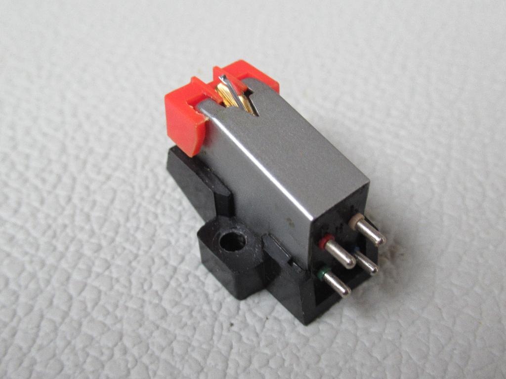 Naald + element Ronette SM500, Nieuw, NVT, Ophalen of Verzenden, Platenspeler-onderdeel
