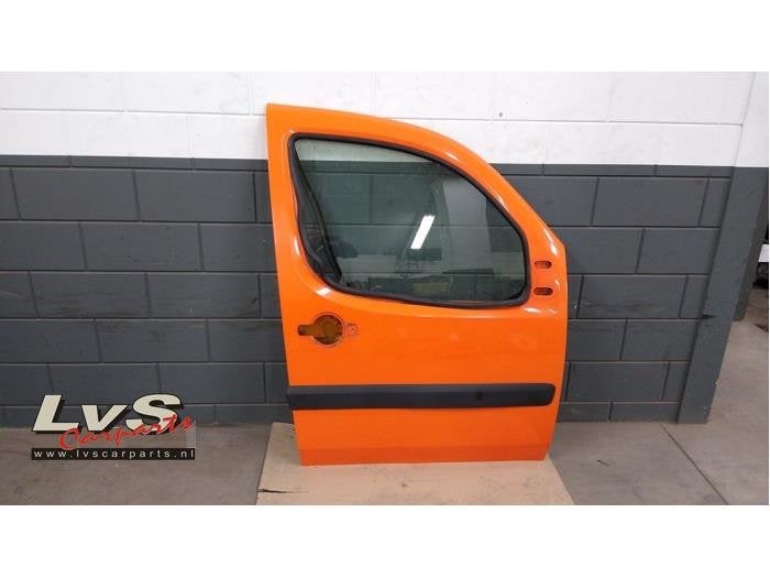 Portier 2Deurs rechts van een Fiat Doblo, Gebruikt, -, Deur, -