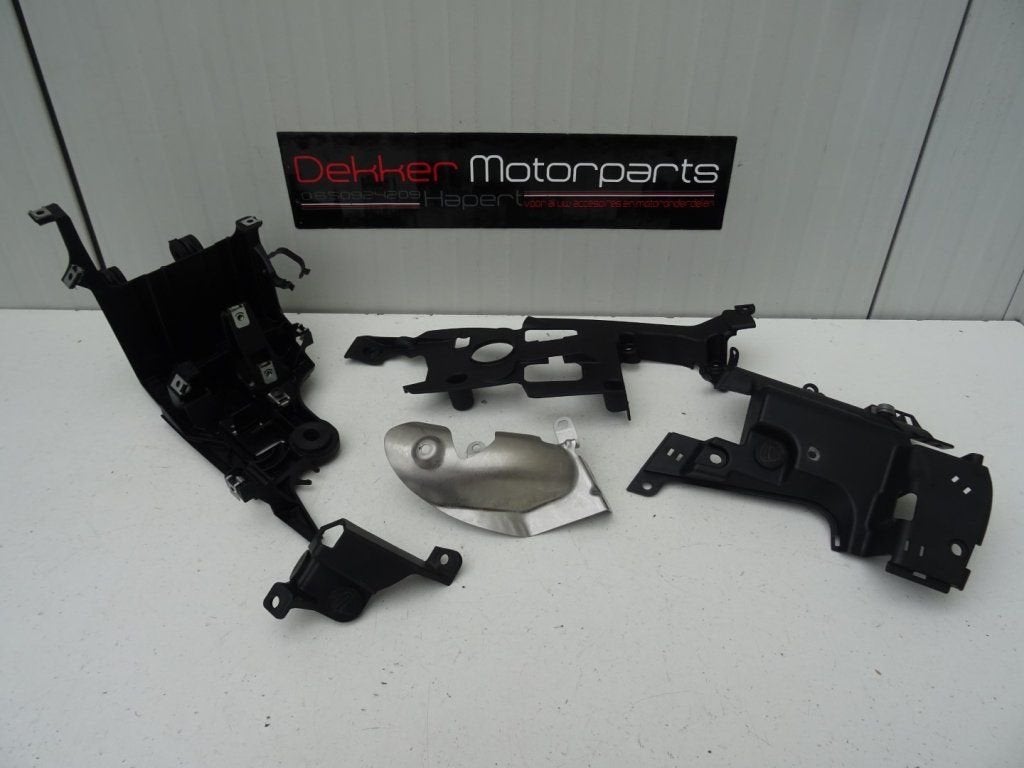 Verschillende afwerkkapjes Ducati Diavel 1200 2011-2012-2014, Gebruikt, -, -, Ophalen of Verzenden
