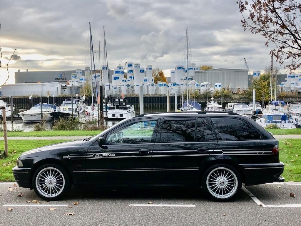 BMW 525i Touring AUT LPG-G3 Alpina kenmerken 18 inch, Auto's, Automaat, Achterwielaandrijving, Beige, Zwart