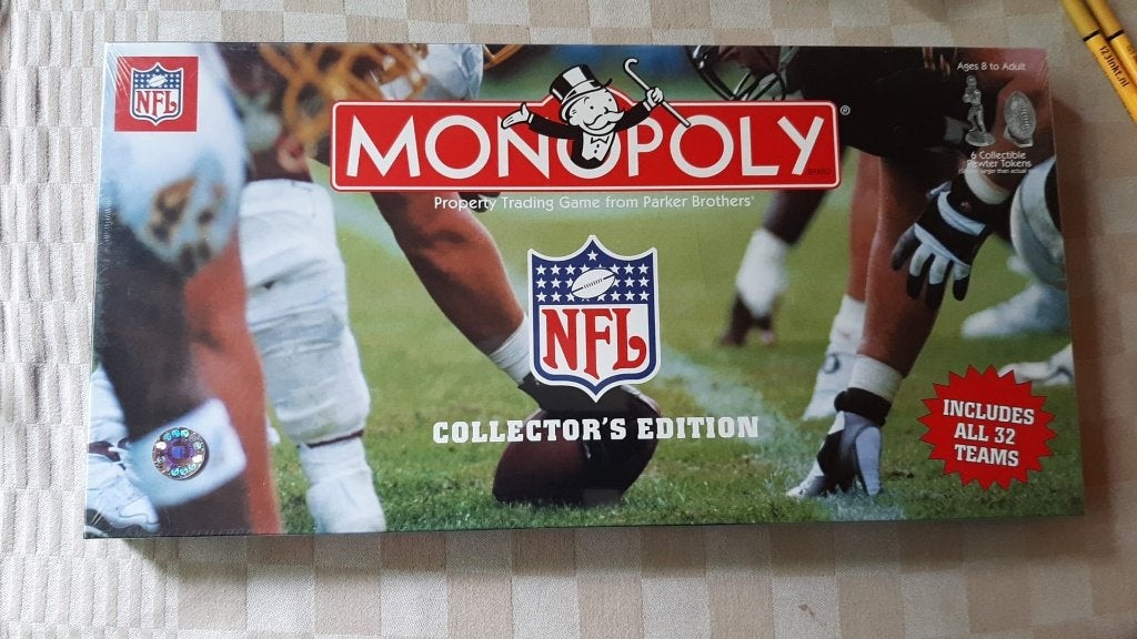 bordspel USA Monopoly NFL Collectors edition Monopolie, Vijf spelers of meer, Ophalen of Verzenden, Nieuw, Monopoly
