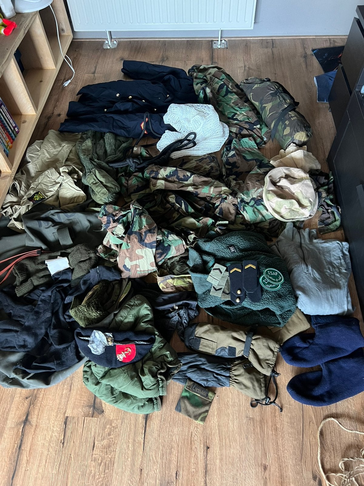 Uitrusting Korps Mariniers - diversen incl plunjebaal, Ophalen, Marine, Nederland, Kleding of Schoenen