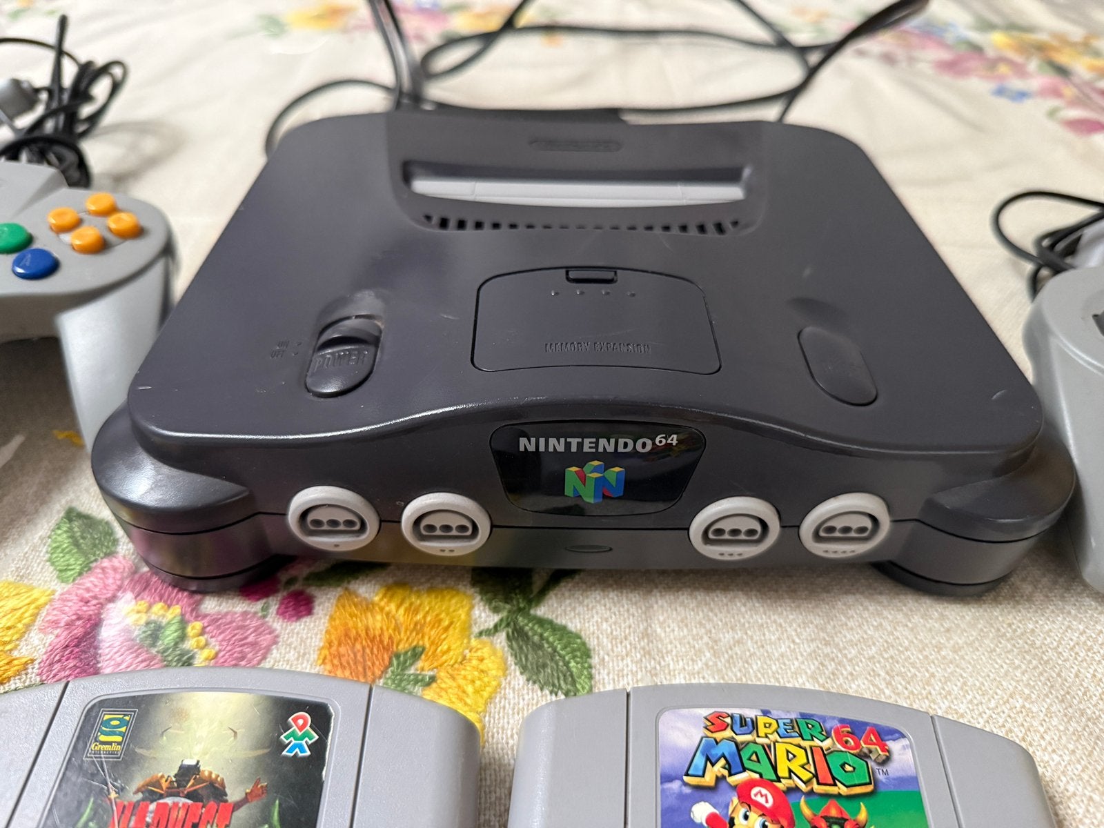 Nintendo 64, Nintendo, Nintendo, Nintendo, Met 2 controllers