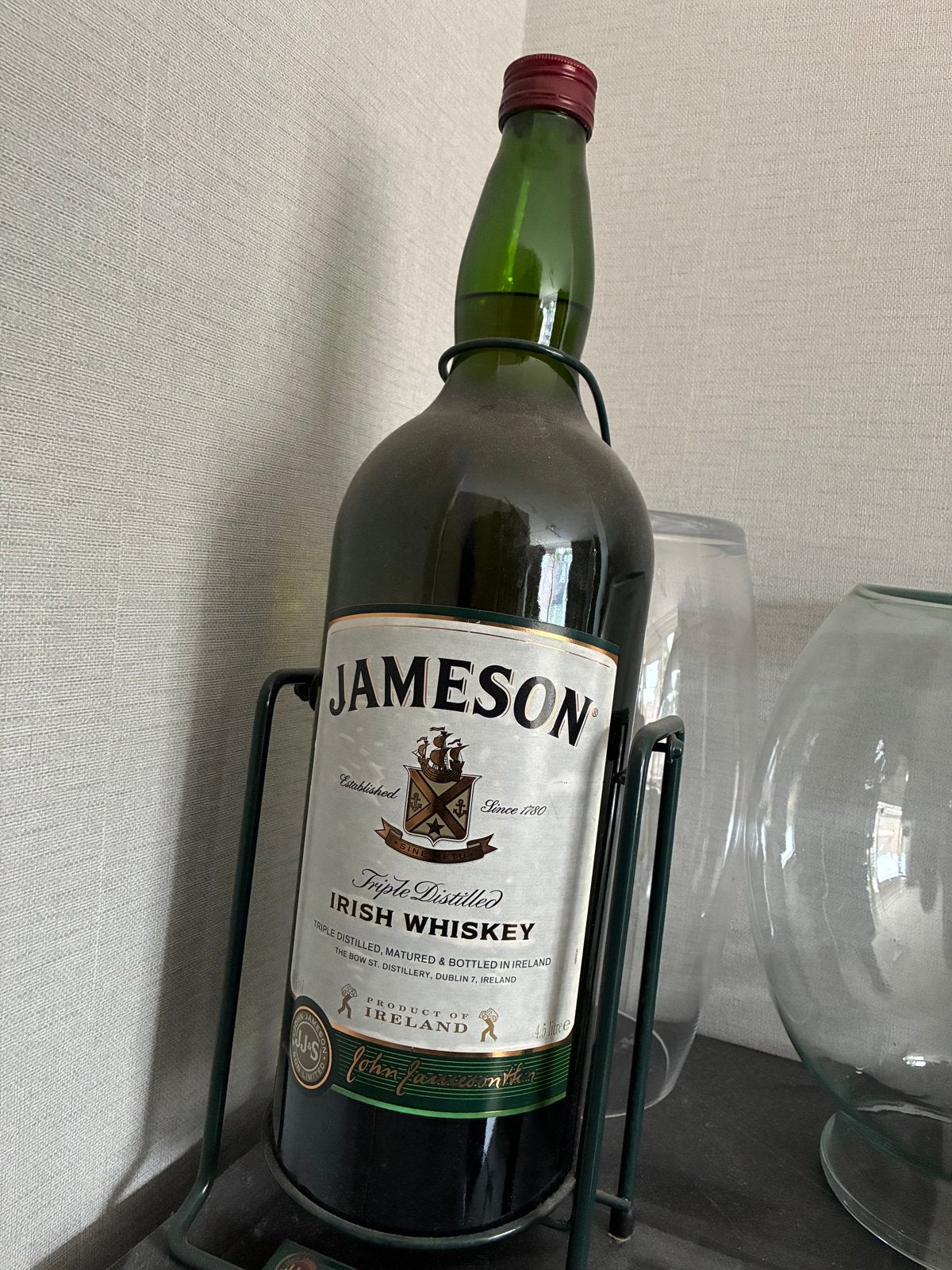 4.5l fles met houder Jameson, Verzamelen, Ophalen, Overige gebieden, Overige typen, Nieuw