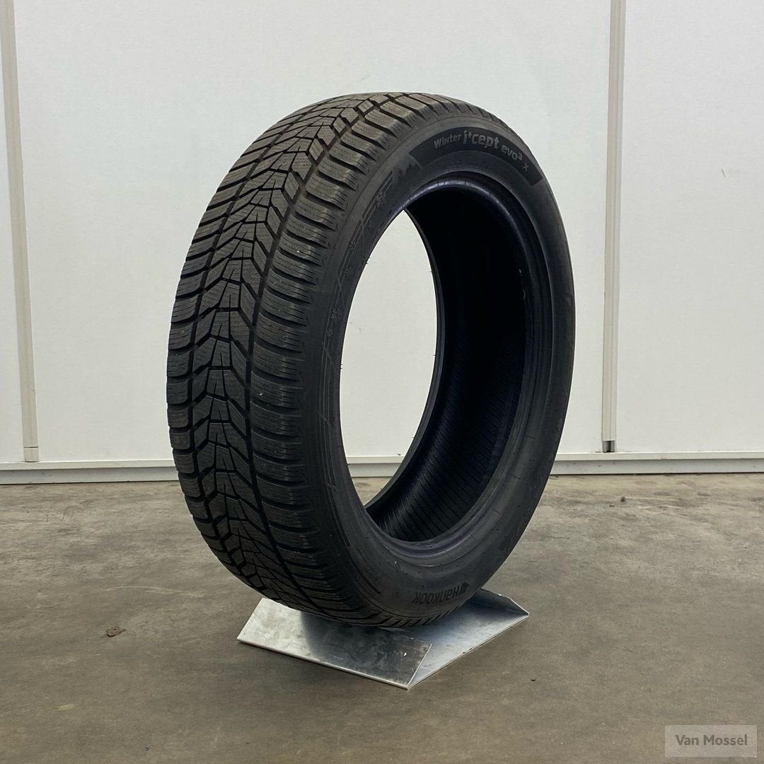 Hankook Winter I Cept Evo 3 X 225/55/R19 99H, Auto-onderdelen, Banden en Velgen, 19 inch, Gebruikt, -, -