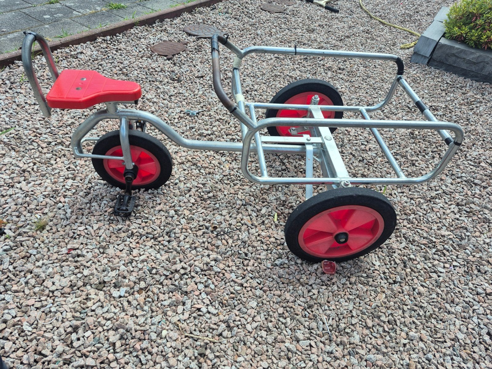Kinder driewieler met bak - Gebruikt, Ophalen, Gebruikt, Terugtraprem, Onbekend