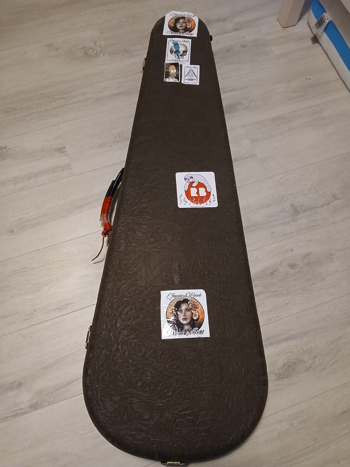 Bassgitaar  Koffer., Ophalen, Gebruikt