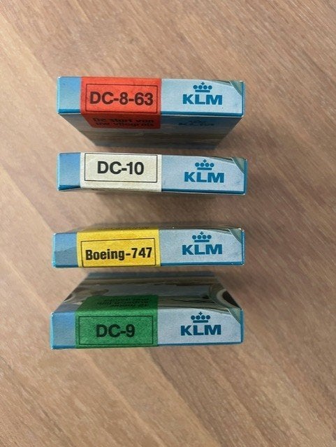 4x KLM super 8 filmpjes, Verzamelen, Luchtvaart en Vliegtuigspotten, Ophalen of Verzenden, Zo goed als nieuw, Overige typen