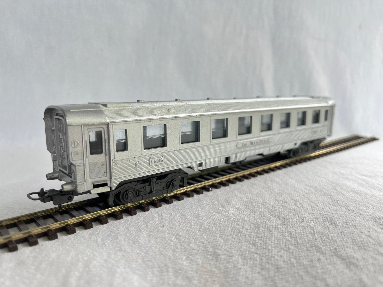 Lima SNCF Mistral rijtuig H0, Gebruikt, Gelijkstroom, Wagon, Ophalen of Verzenden