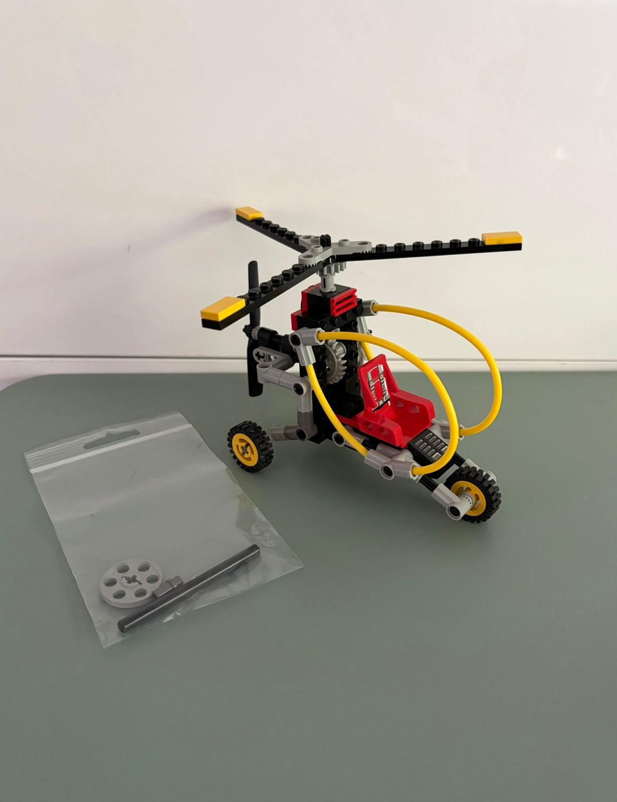 Lego technic 8215 gyro copter set, Lego, Ophalen of Verzenden, Zo goed als nieuw, Technic