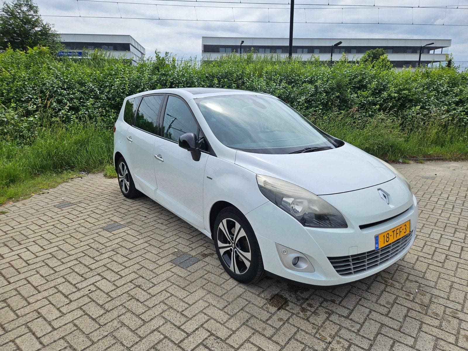Renault Grand Scenic 1.4 TCE  BOSE 2012, Auto's, Voorwielaandrijving, Zwart, 4 cilinders, Leder en Stof