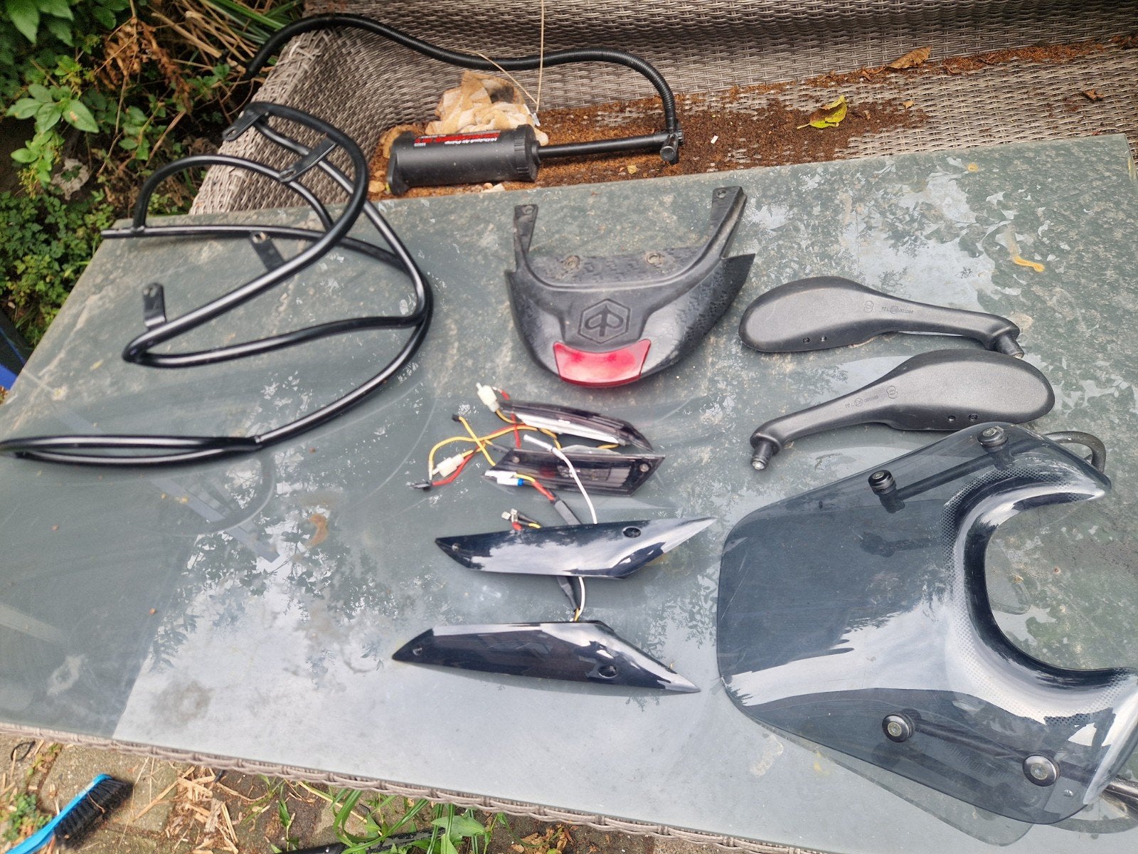Zip opties windscherm, ledjes, beugel , spiegels , vleugel, Ophalen of Verzenden, Zo goed als nieuw, Piaggio