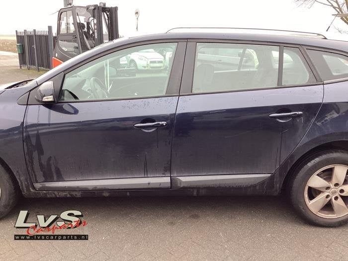 Portier 4Deurs links-voor van een Renault Megane (NV472), Gebruikt, -, -, Ophalen of Verzenden