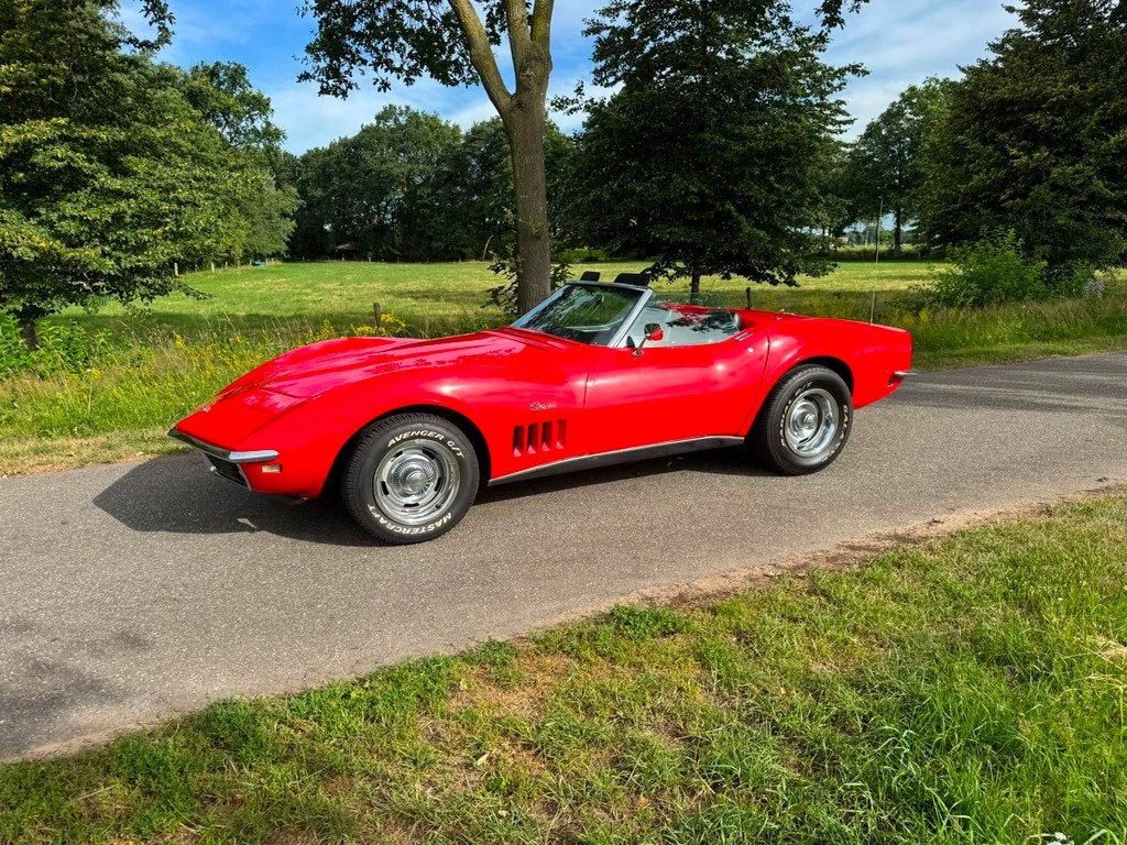 Chevrolet USA Corvette C3 Stingray 5.7 V8 Handbak 1969, Auto's, Achterwielaandrijving, Zwart, Leder, Handgeschakeld