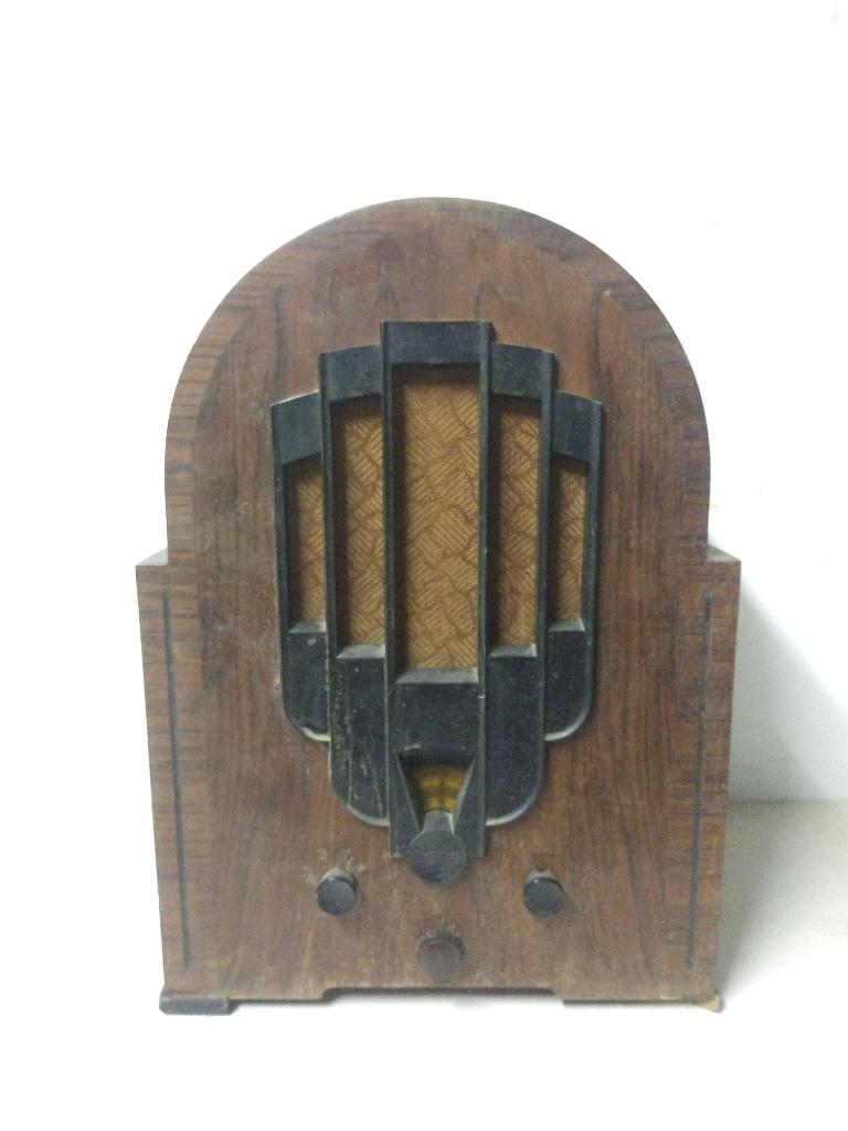 Philips 636A buizenradio 'De Kathedraal', Ophalen