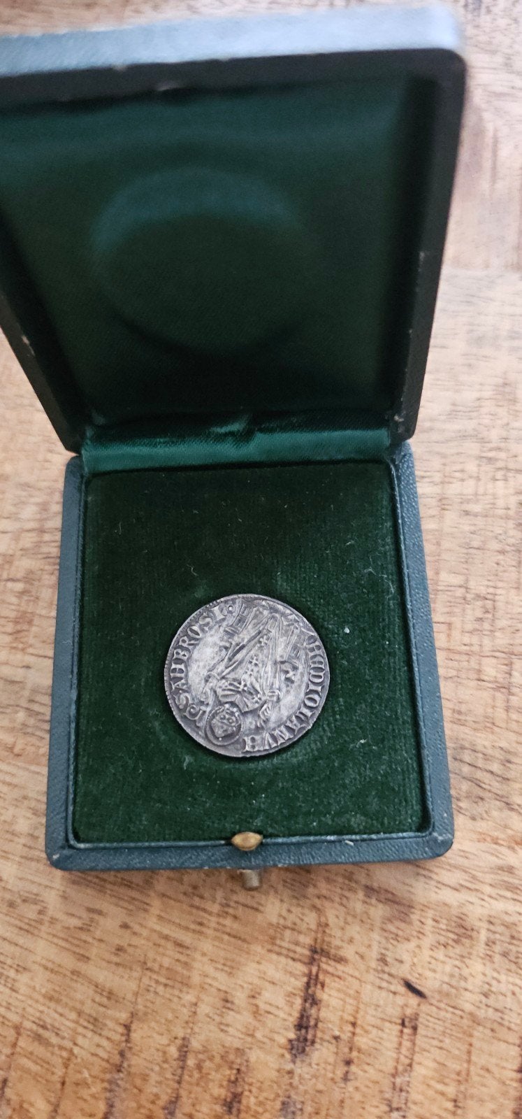 Zilveren munt in doosje - Antiek verzamelobject, Ophalen of Verzenden, Zilver, Buitenland