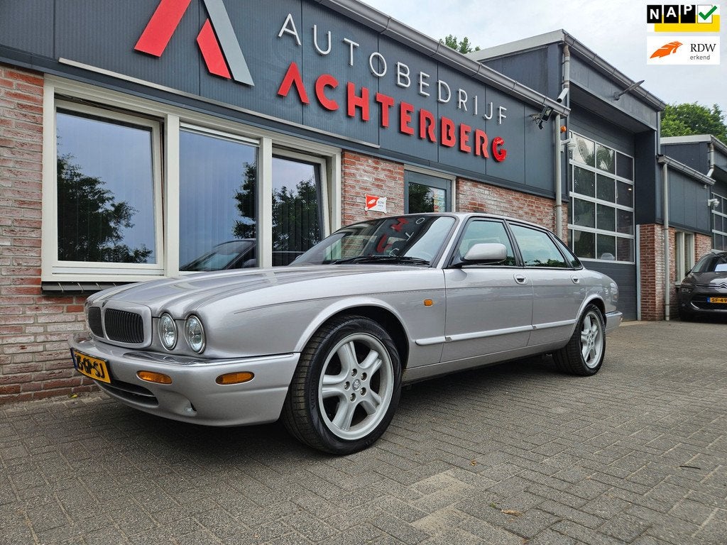 Jaguar XJ 3.2 V8 Executive Nette Auto! Airco/Clima! Leer! NA, Auto's, Automaat, Achterwielaandrijving, Gebruikt, 8 cilinders