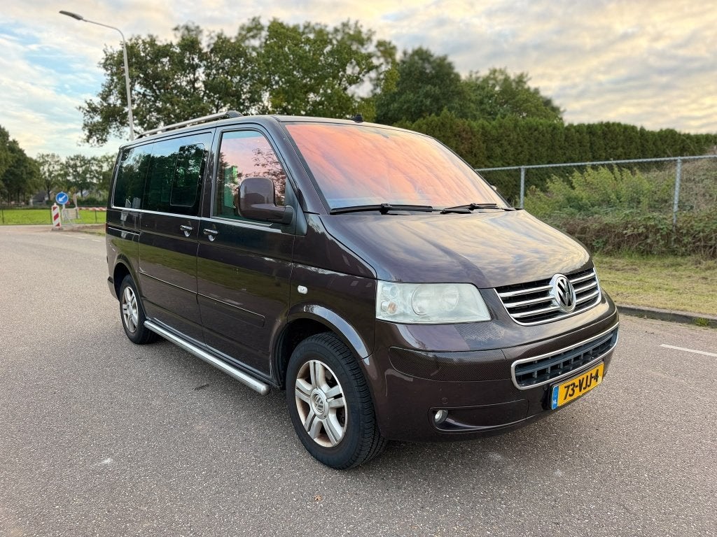 Volkswagen Transporter Multivan 2.5tdi Highline 7 personen, Auto's, Bruin, Volkswagen, Bedrijf, Grijs