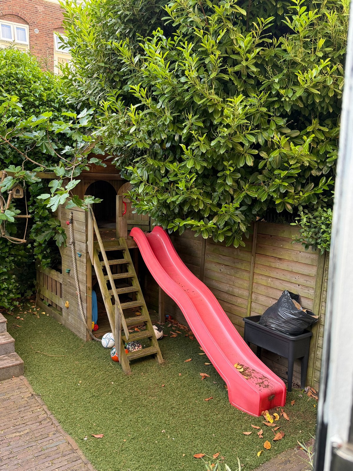 Speelhuis voor buiten  (voor een goede fleswijn op te halen, Kinderen en Baby's, Speelgoed | Buiten | Speeltoestellen, Ophalen