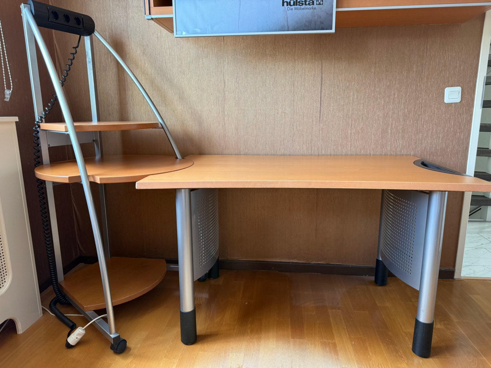Hülsta design bureau met ladeblok en wandkast – verstelbaar, Ophalen, In hoogte verstelbaar, Zo goed als nieuw