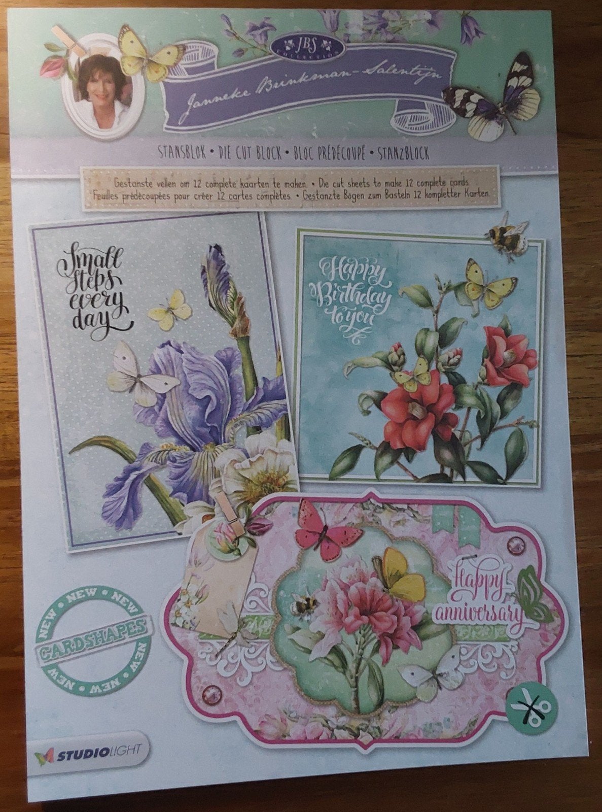 Stansblok - Janneke Brinkman. 12 vel.

Stansblok - Janneke B, Hobby en Vrije tijd, Scrapbooking, Ophalen of Verzenden, Nieuw, Papier of Karton