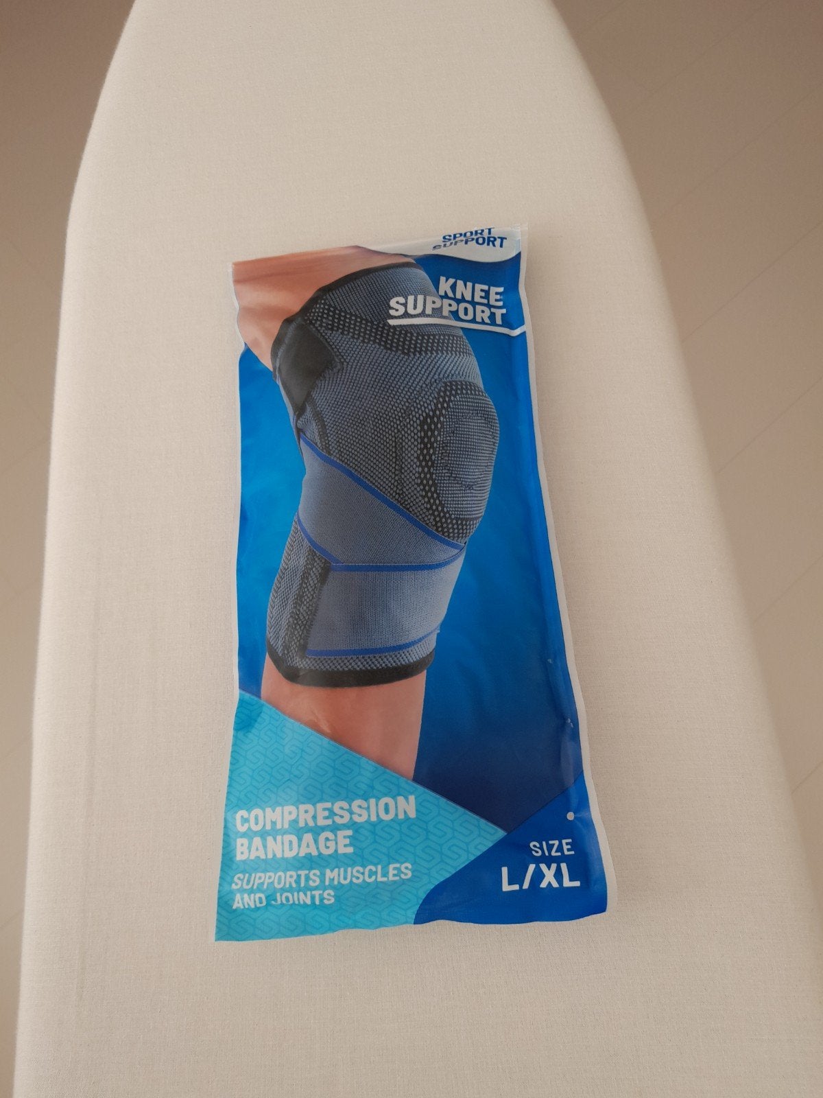 knie brace, Ophalen