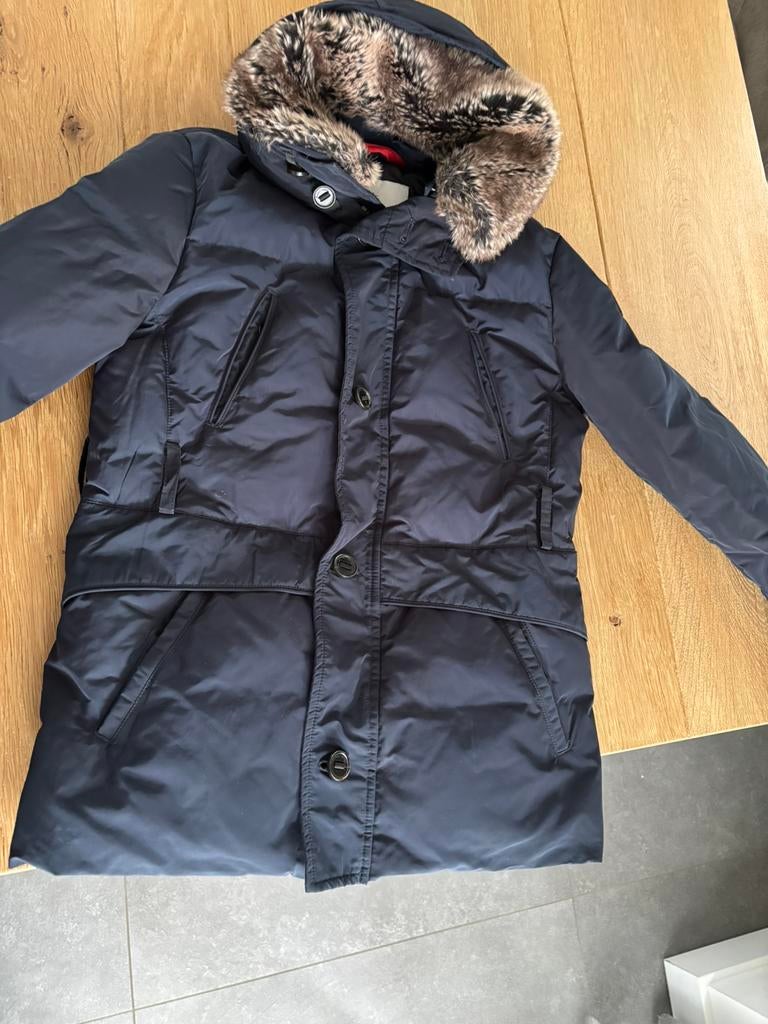Kinderjas / winterjas(van Peuterey) te koop! Maat 140-152., Kinderen en Baby's, Ophalen of Verzenden, Zo goed als nieuw, Jongen of Meisje