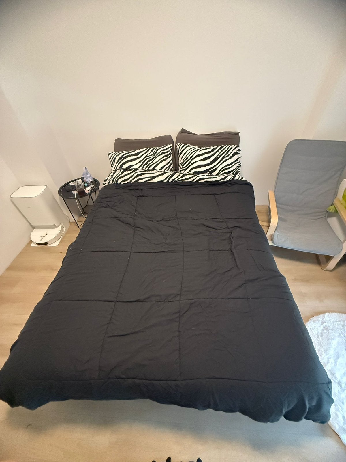 BRIMNES Bedframe 140x200 met matras en opberglades, Ophalen, Gebruikt, Zwart, Tweepersoons