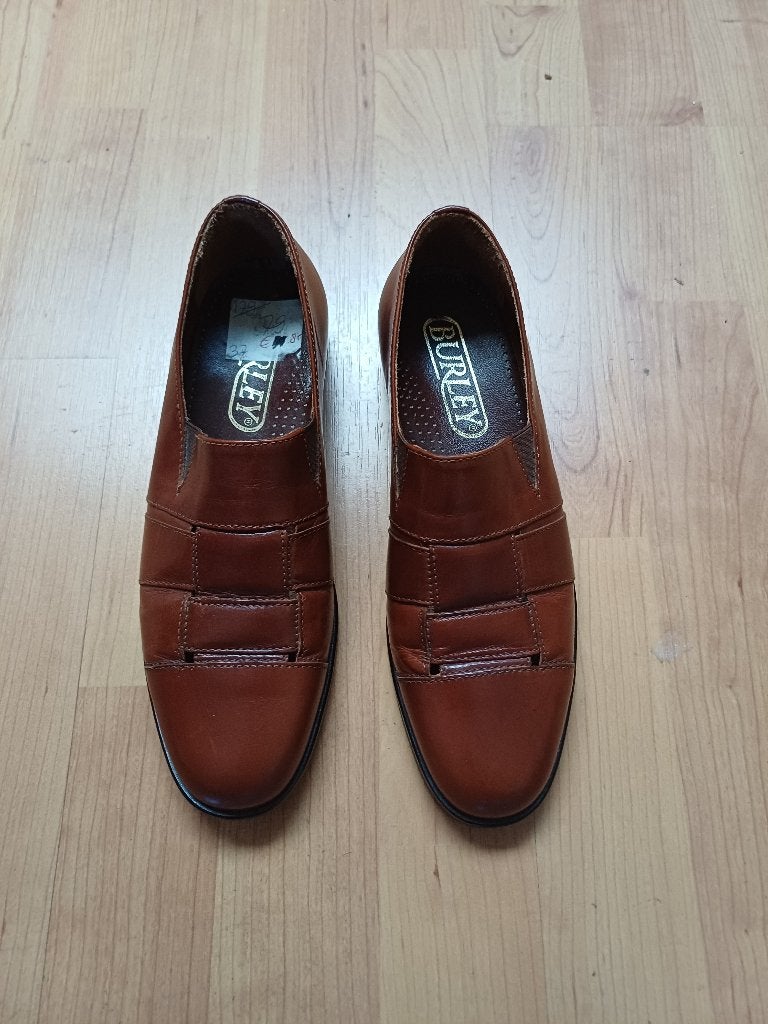 Schoen, Ophalen, Bruin, Instappers, Zo goed als nieuw
