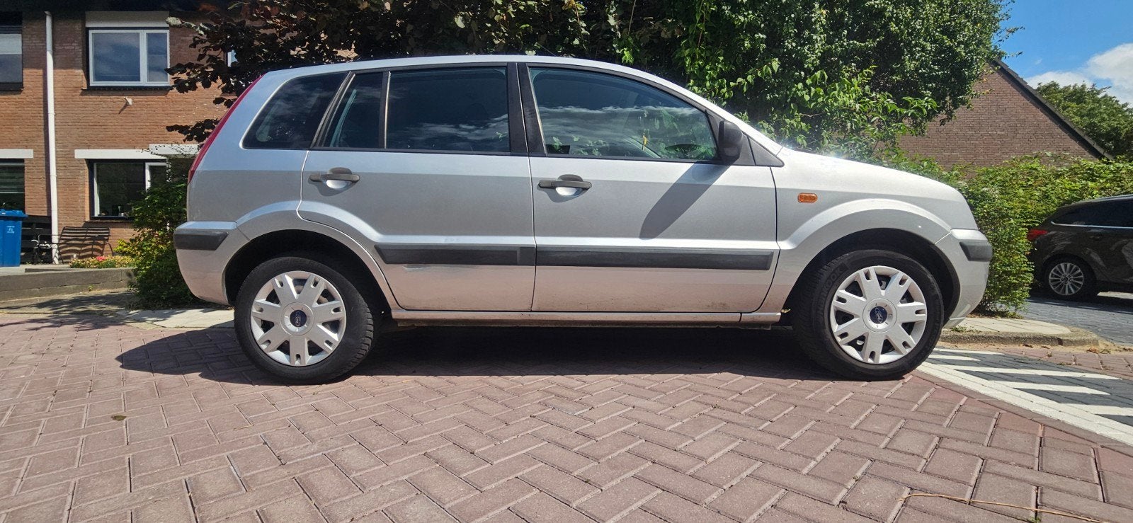 Ford Fusion 1.4 16V 2008 Grijs, Auto's, Voorwielaandrijving, 15 km/l, 49 €/maand, 500 kg
